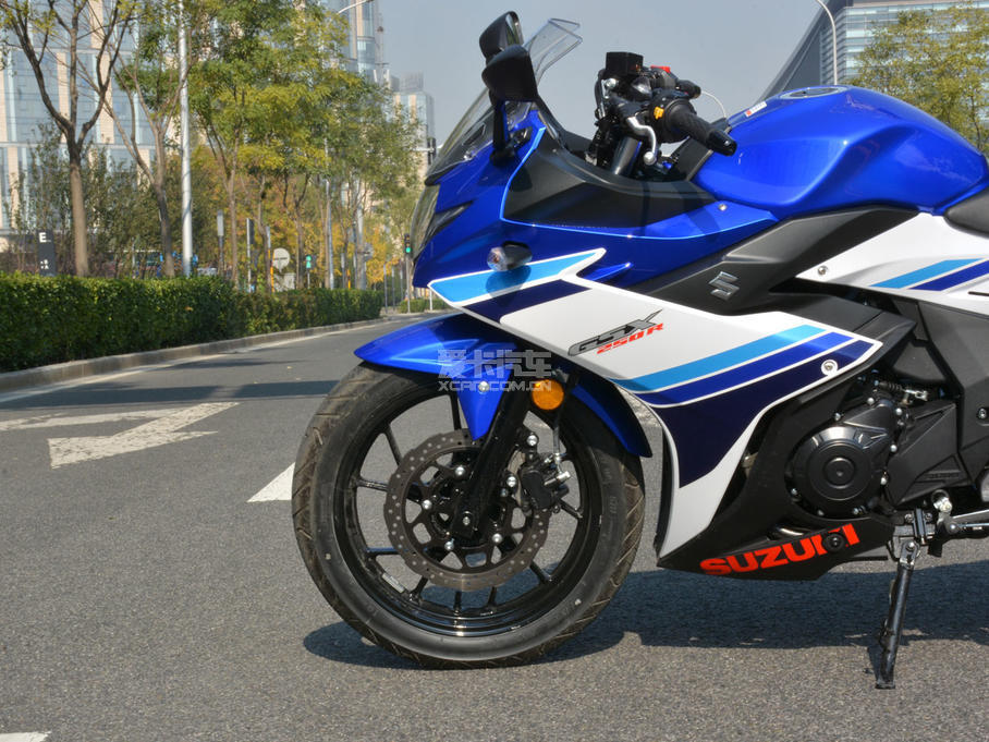 鈴木gsx;鈴木250跑車;gsx250r;豪爵鈴木gsx250r abs