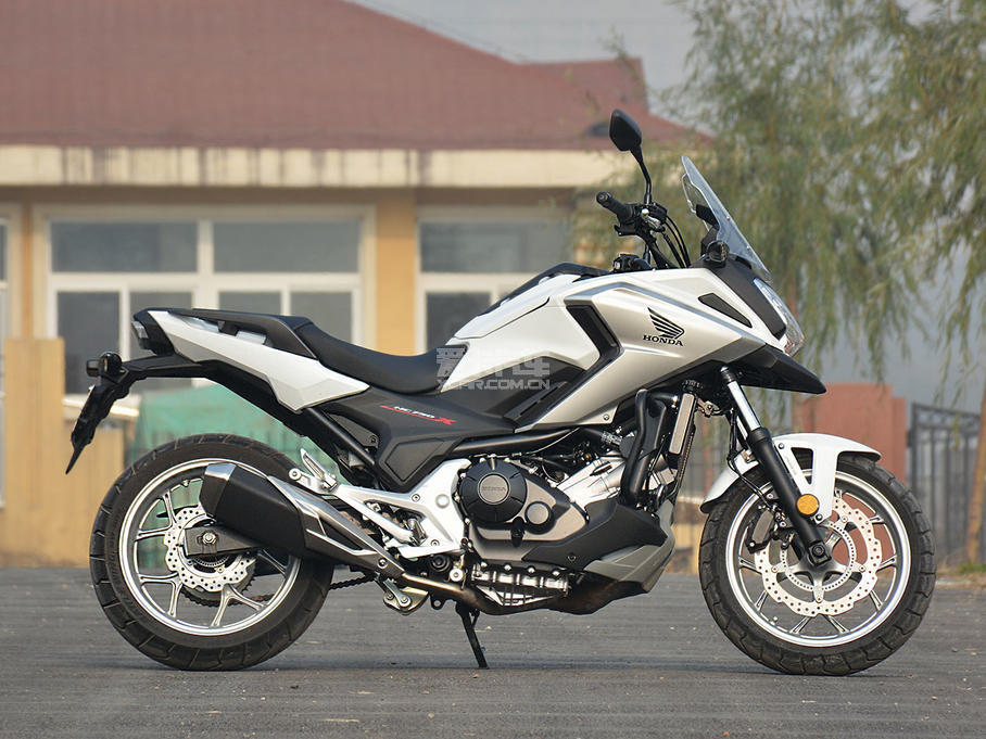 ADVNC750̽ճNC750X750