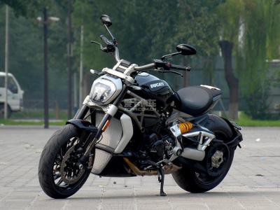 �ſ��ϣ����ڣ� XDiavel S