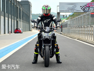 川崎;kawasaki;摩托车;试驾;新车;街车;跑车