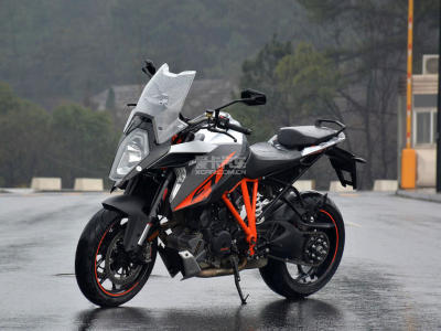 KTM�����ڣ� 1290 SUPER DUKE GT