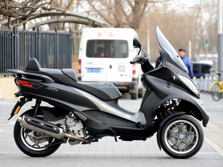 比亚乔;piaggio;比亚乔mp3;比亚乔倒三轮;mp3 500 spor