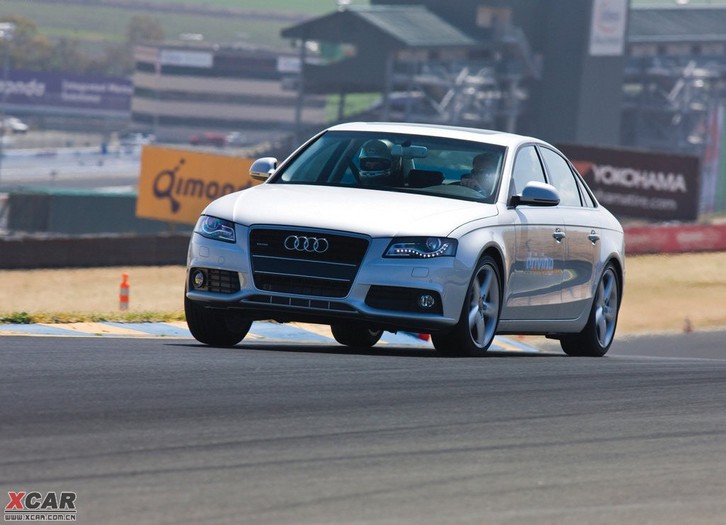 海外版09款奥迪a4图片