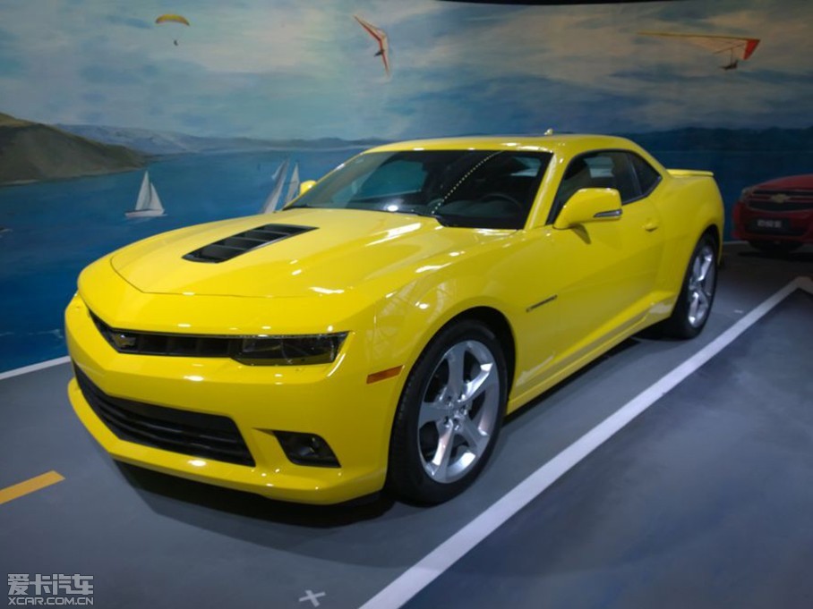 ڵʮݹʳչϣ2015ѩCamaro RSʽ׷ࡣϤ˴Ƴ2015RSΪۣȫӦ300̨