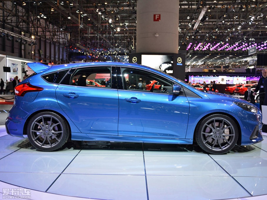 > 全新福克斯rs正式首发