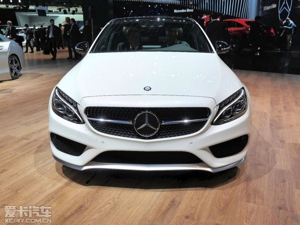 奔驰C450 AMG 4MATIC 北美车展首亮相