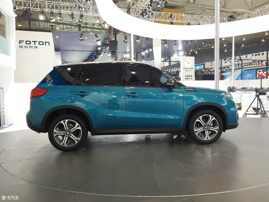 爱卡汽车前方报道团队在布展现场抢先拍摄到了一组长安铃木全新suv