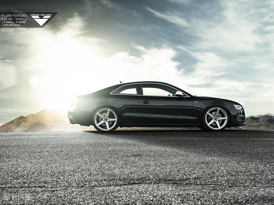 ǰװVorsteiner԰µS5Ƴһ൱ȦV-FF 104ٷȦɫΪˮɫ