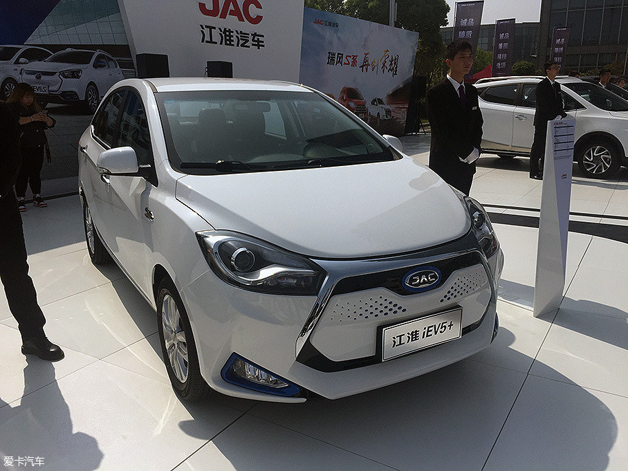 > 江淮iev5 电动车亮相