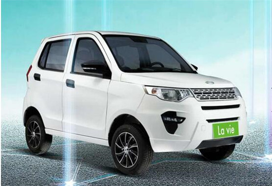 乐唯大头鞋微型电动汽车重现经典