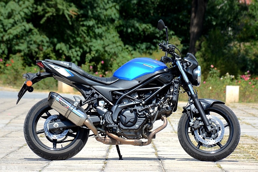 sv650搭载一款v型双缸发动机,在同排量双缸街车中这款发动机的功率是