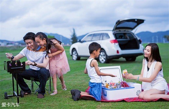户外运动摔伤不要怕 英得尔车载冰箱帮你消肿减痛