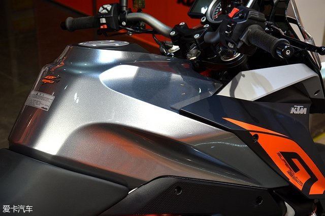KTM 1290 SUPER DUKE GT