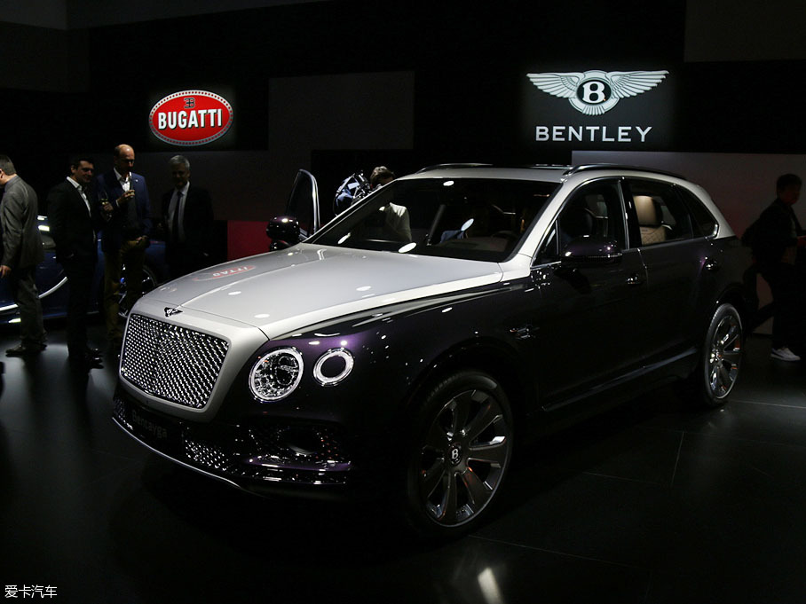 宾利添越Mulliner