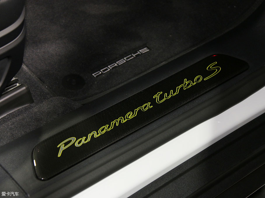 保时捷Panamera Turbo S E-Hybrid