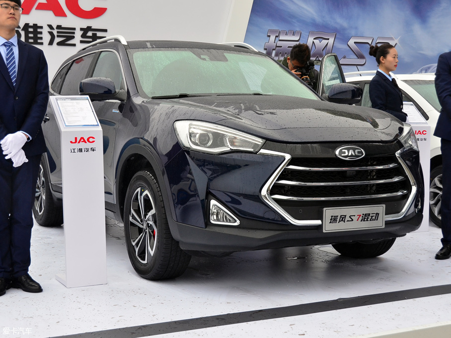 江淮乘用车在安徽合肥举办jac品牌日活动,旗下中型suv车型江淮瑞风s7