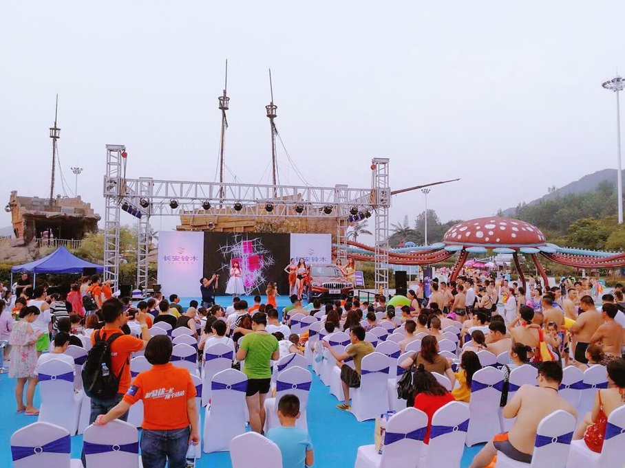 8月5日18：00，长安铃木新款车型骁途在南京水魔方隆重