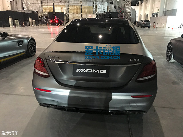 成都车展探馆:奔驰E43 AMG特别版抢先看