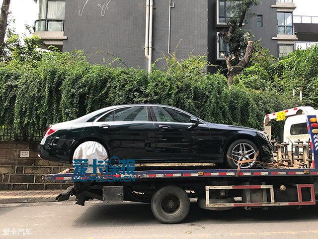 2017成都车展探馆：奔驰S450L抢先曝光
