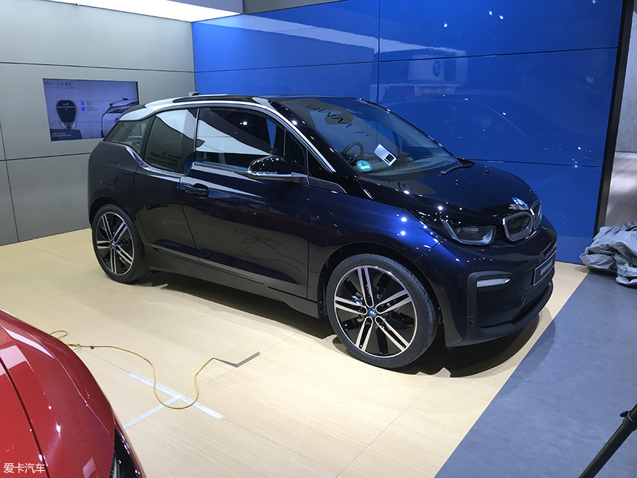 2017广州车展：宝马新款i3正式国内亮相