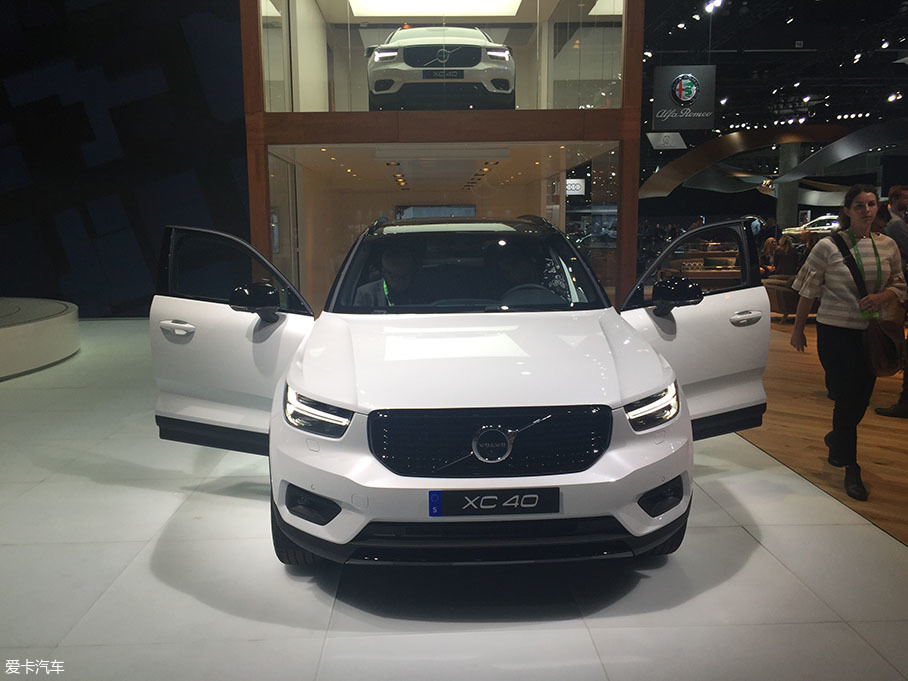 XC40