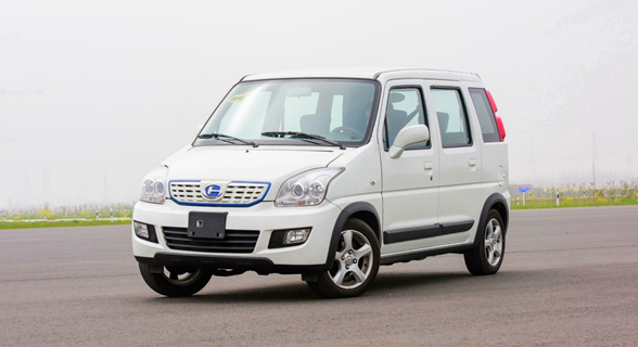 蓥石汽车改造北斗星x5电动车强势登场