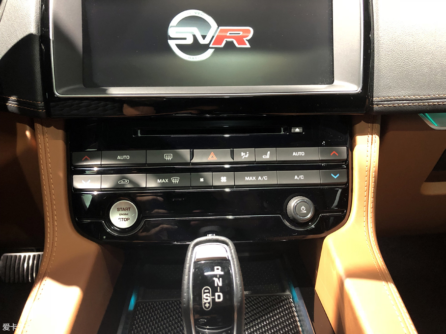 纽约车展：捷豹F-PACE SVR正式亮相