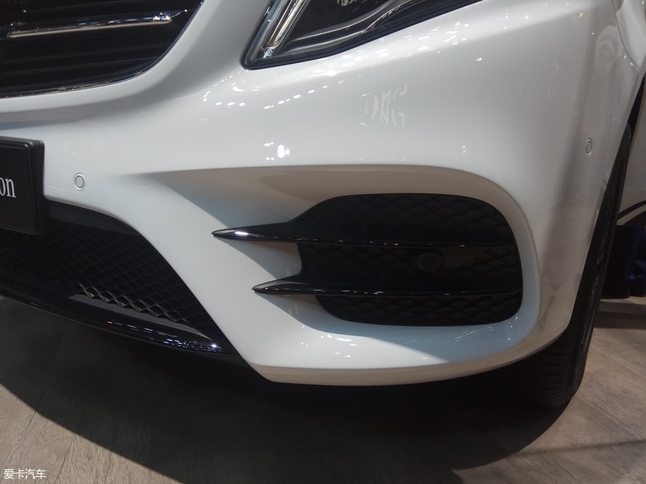 2018北京车展：奔驰V级AMG套件版发布