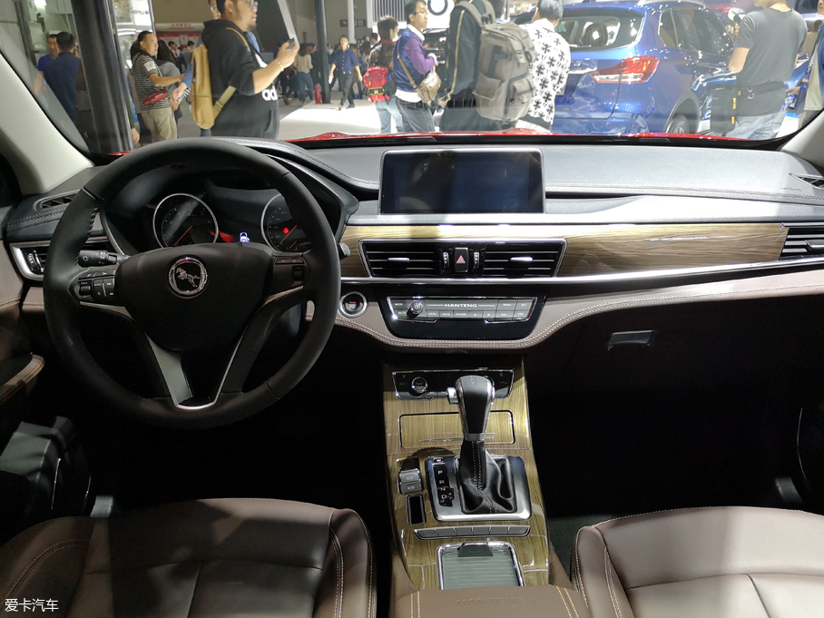 2018广州车展：汉腾X5 MAX正式首发亮相