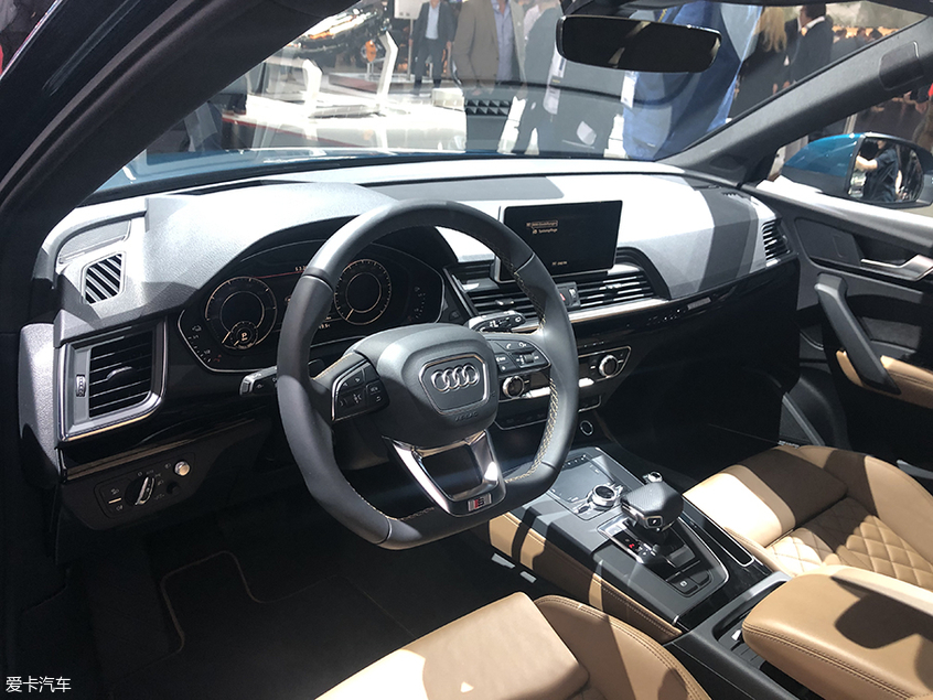 奥迪Q5混动版本日内瓦车展亮相