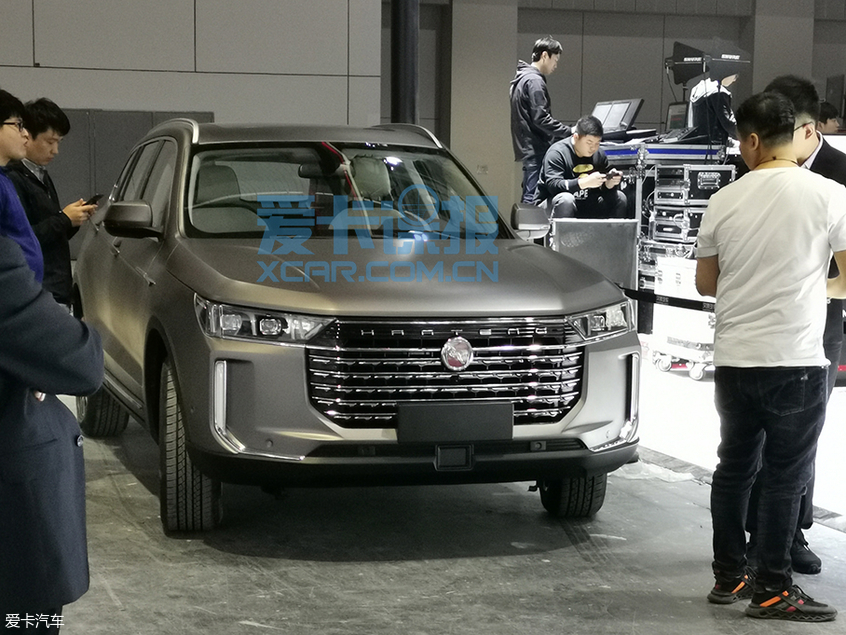 2019上海车展探馆：汉腾X8车型实拍图
