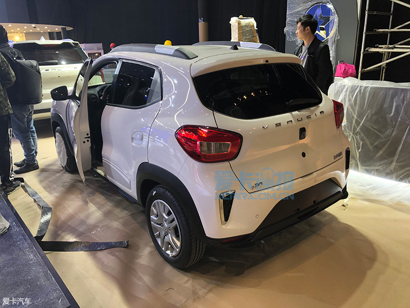 2019上海车展探馆：东风启辰e30抢先拍