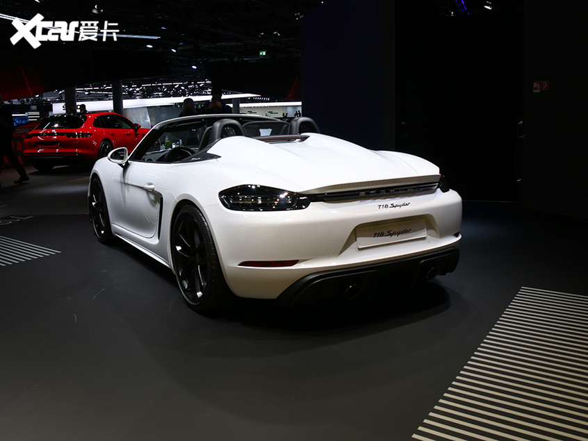 保时捷718 Spyder
