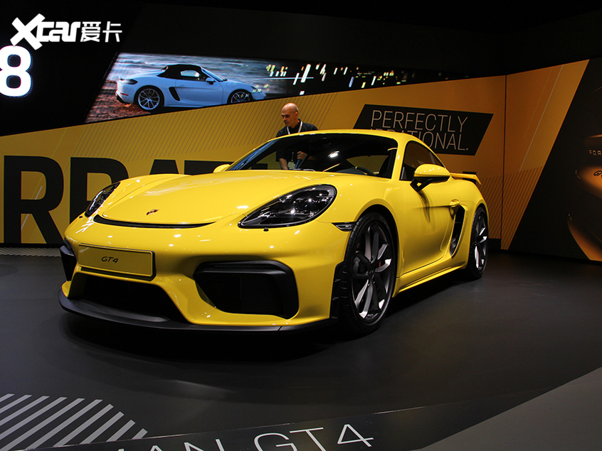 保时捷718 Cayman GT4