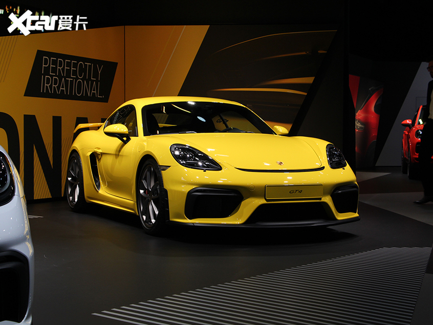 保时捷718 Cayman GT4