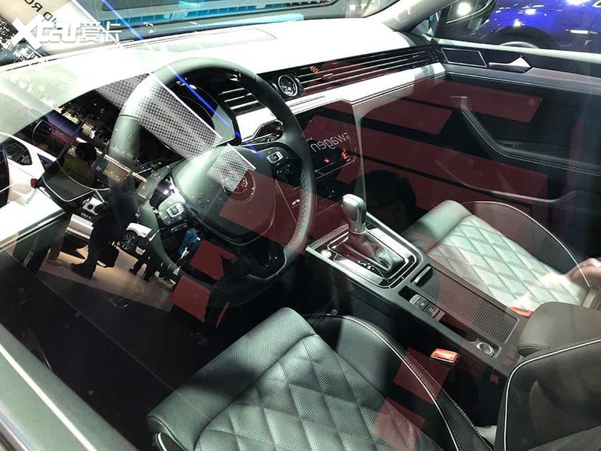 广州车展：一汽-大众新款迈腾GTE首发