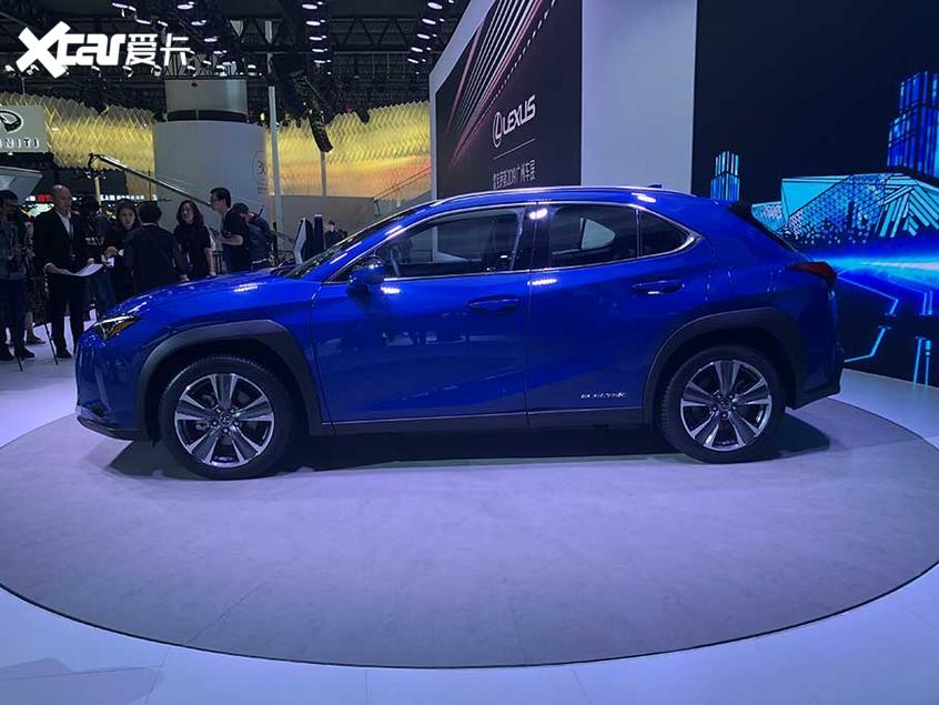 2019广州车展 雷克萨斯UX300e全球首发