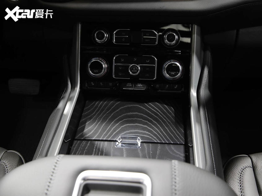 全新GMC Yukon Denali亮相2020进博会