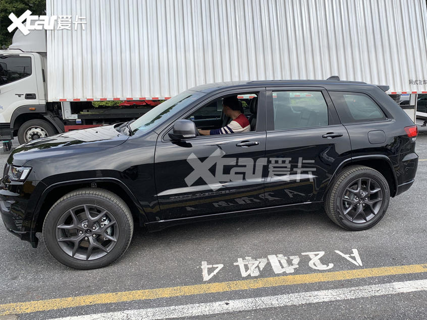 2020广州车展探馆：Jeep大切诺基纪念版