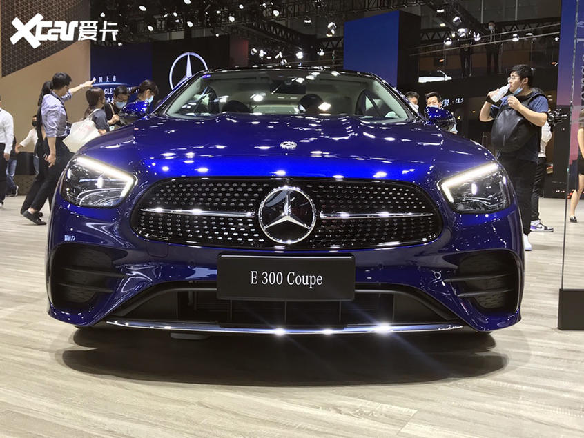 广州车展：新款奔驰E级轿跑车正式亮相