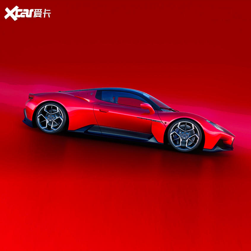 曝玛莎拉蒂MC20多种车身配色 极度绚烂