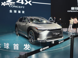 ����bZ4X���������ڷ��� �Ա�Model Y