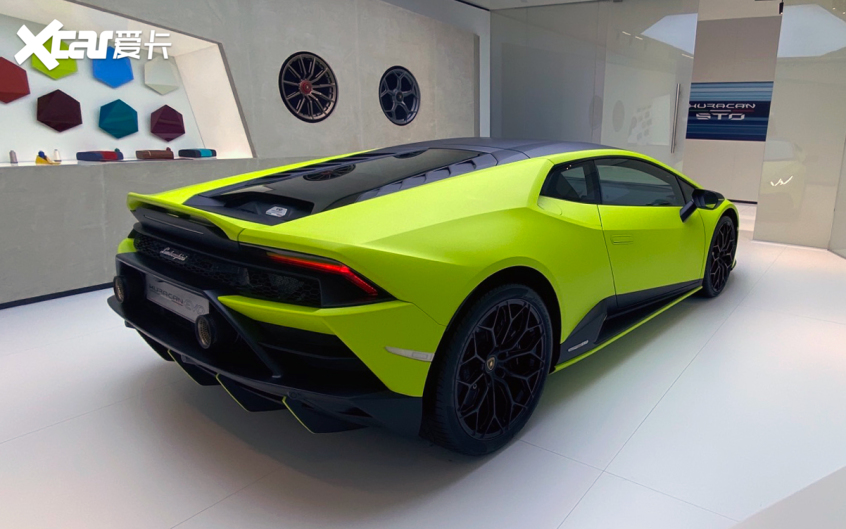 2021上海车展 Huracán EVO荧光特别版