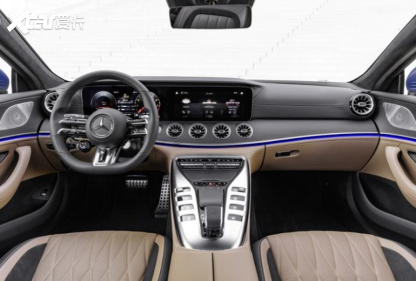 2021款梅赛德斯-AMG GT四门轿跑车