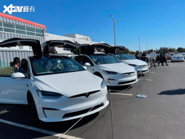 �¿�Model X�����г����� ��ȫ�·�����