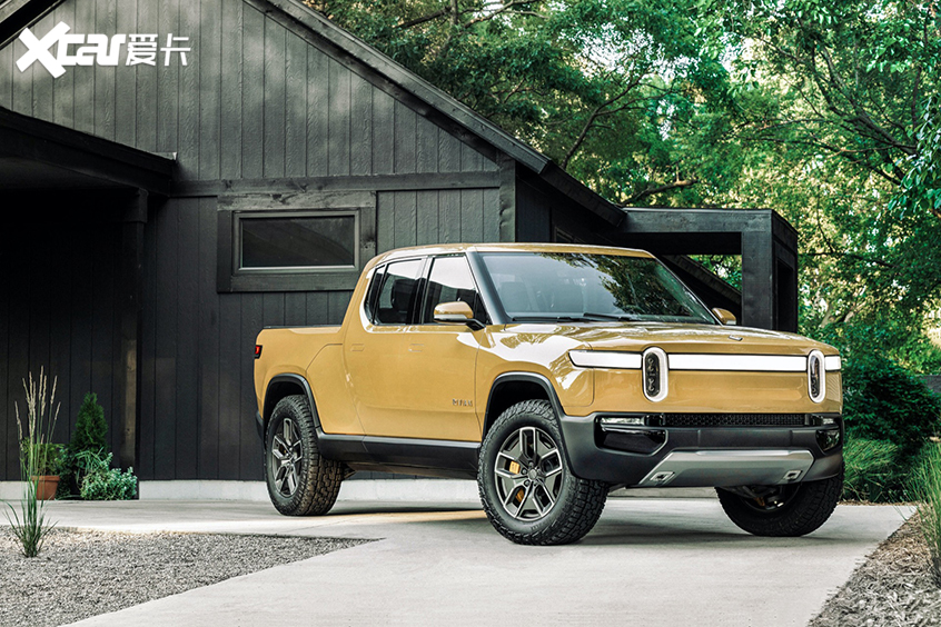 RIVIAN R1T