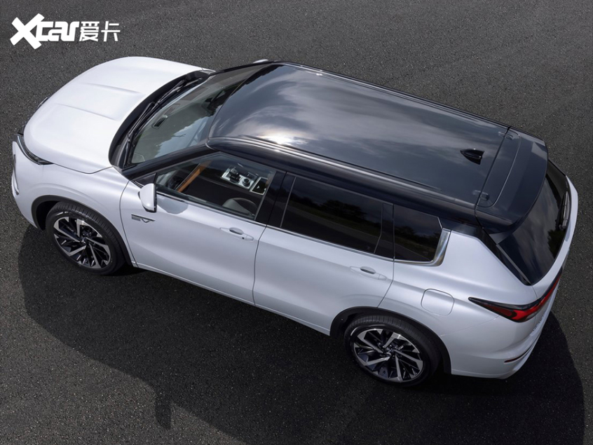 全新三菱欧蓝德PHEV首发