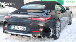 ÷����˹-AMG SL���� ���ʻ��800����