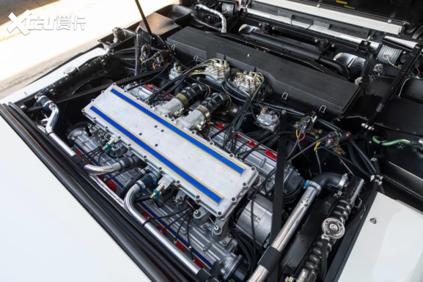 Cizeta V16T