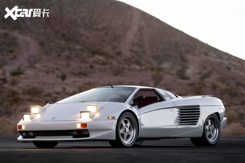 Cizeta V16T